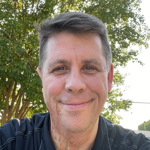 Chiropractor Loomis CA Evan Mountford